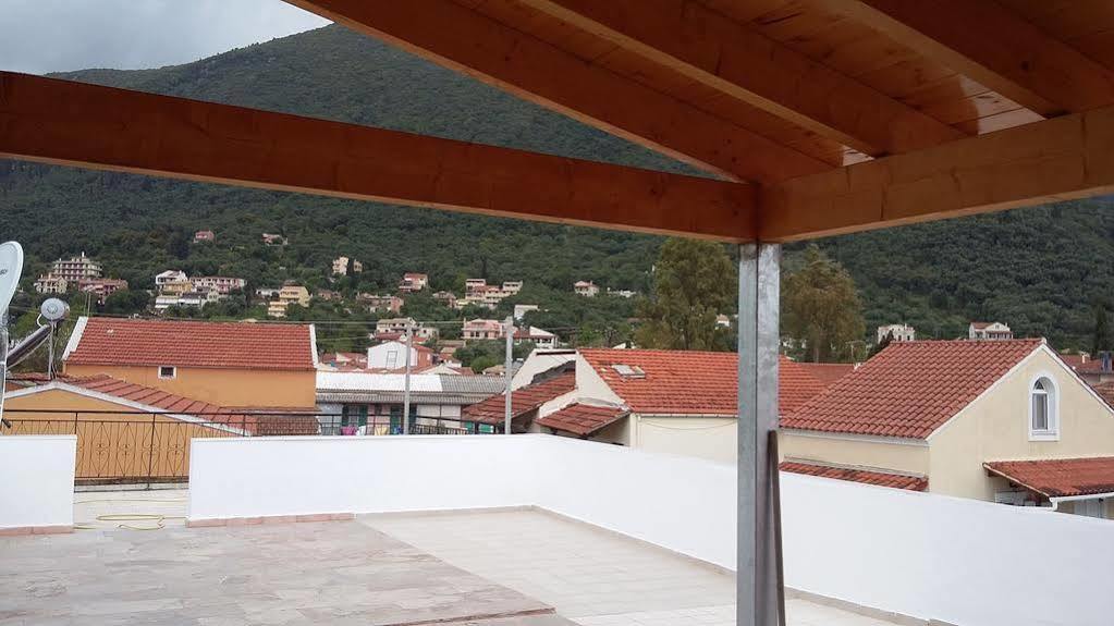 Marilena Apartments&Studios Ipsos Exterior foto